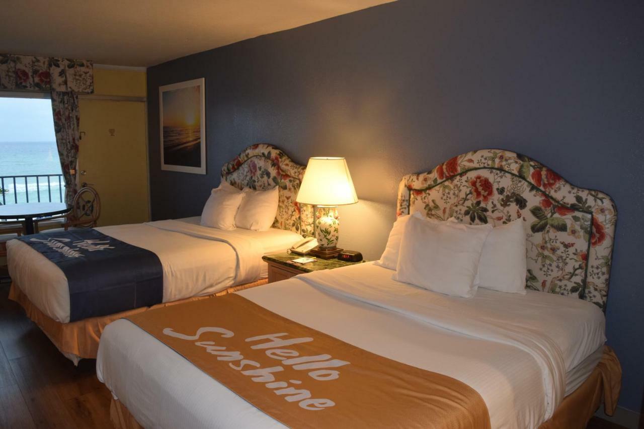 Days Inn By Wyndham Panama City Beach/Ocean Front Kültér fotó